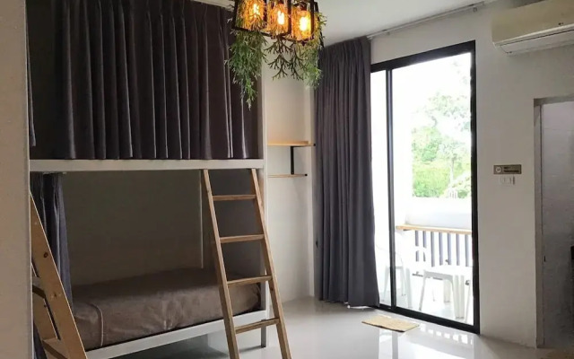 The Bunk Hostel Phuket