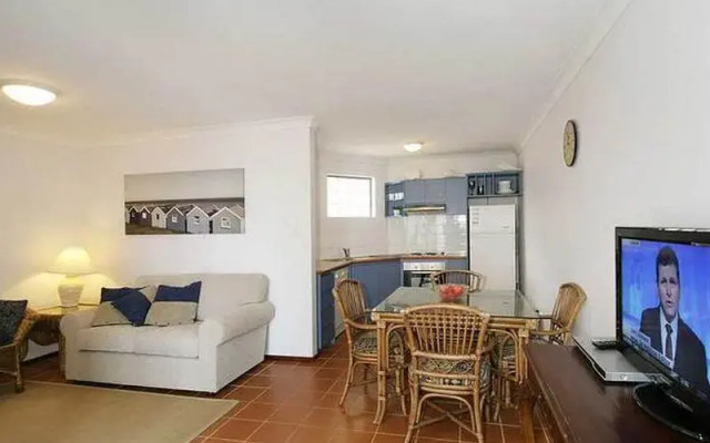 Scarborough Beach Front Resort - Shell Four