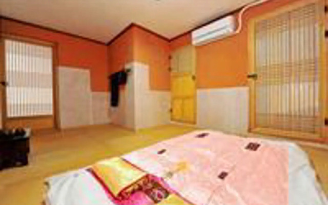 Seonunjae Hanok Hotel