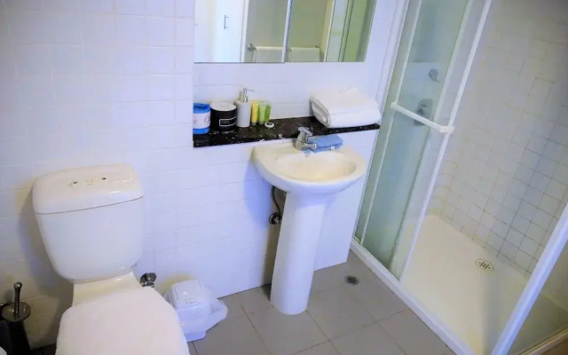 Roomerang at Somerset 25