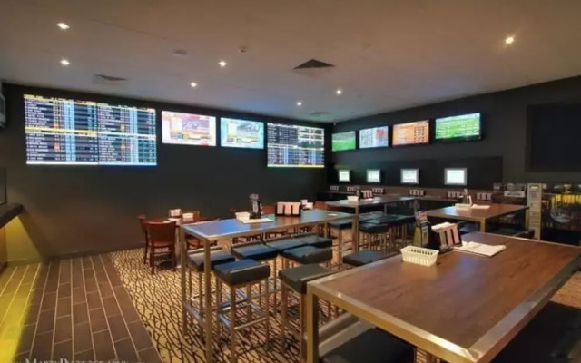 Morayfield Tavern