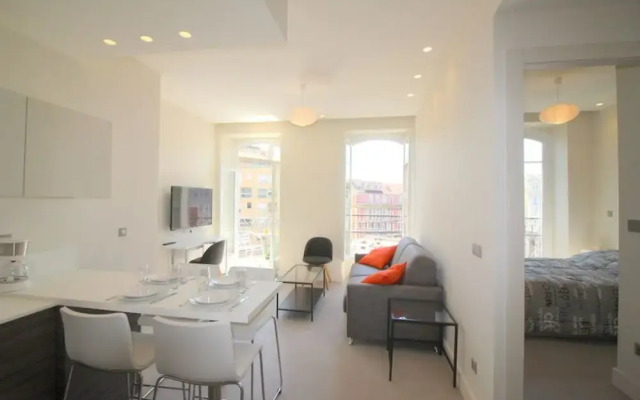 Nice Booking-Victoire-Massena Balcon