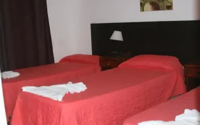 Hotel Palmas Del Lago