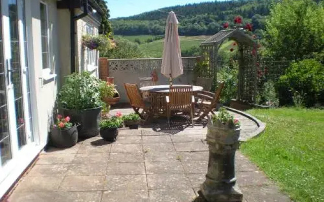 Hillside Cottage