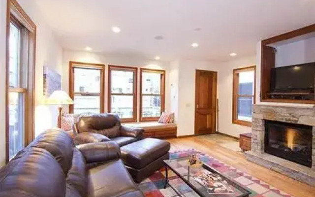 Telluride Alpine Lodge Portfolio