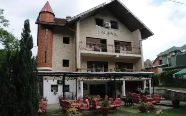 Guest House Vila Pobeda