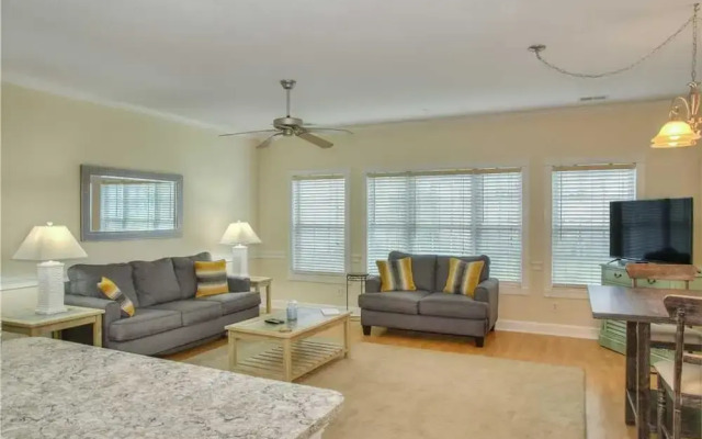 Magnolia North 203-4835
