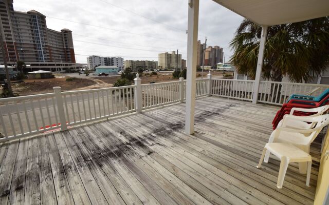 Skipper House by RedAwning