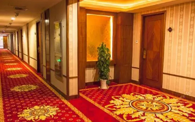 Fulaidun Business Hotel (Ningbo Airport Yadu Subway Station)