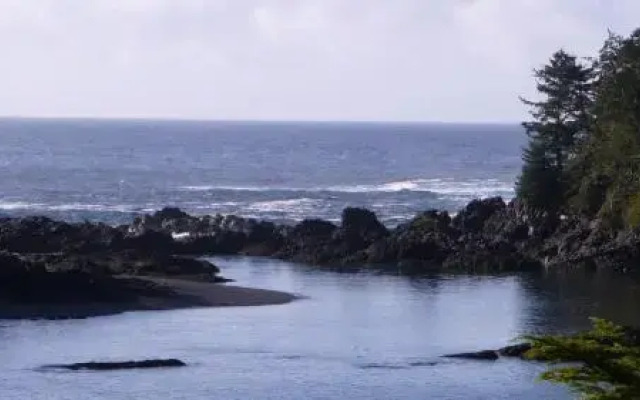 He-Tin-Kis Lodge