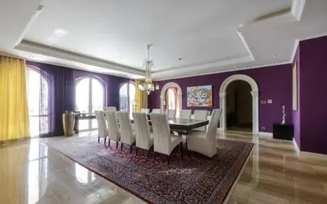 Villa Aurora