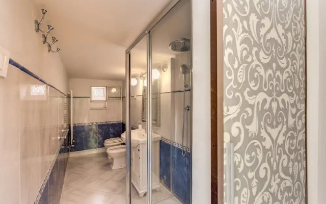 Aweshome - Spagna White Fair Loft