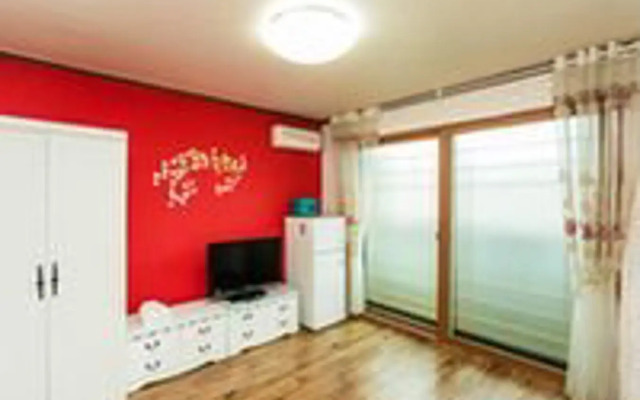 Anmyeondo Hillhouse Pension