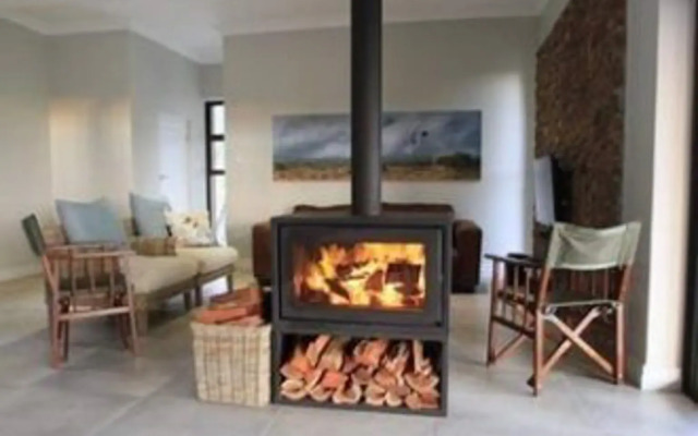Avian Leisure Bush Lodge