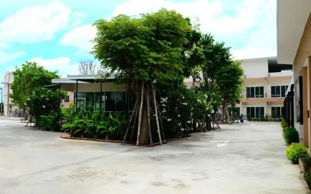 The Pavilion Hotel
