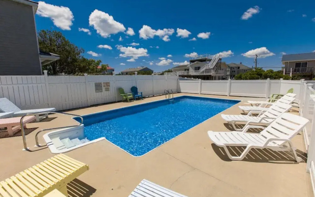 Cuddlefish - 5 Br Home