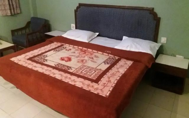 Hotel Charlene
