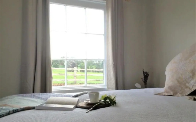 Robin Hoods Well Farm Stay