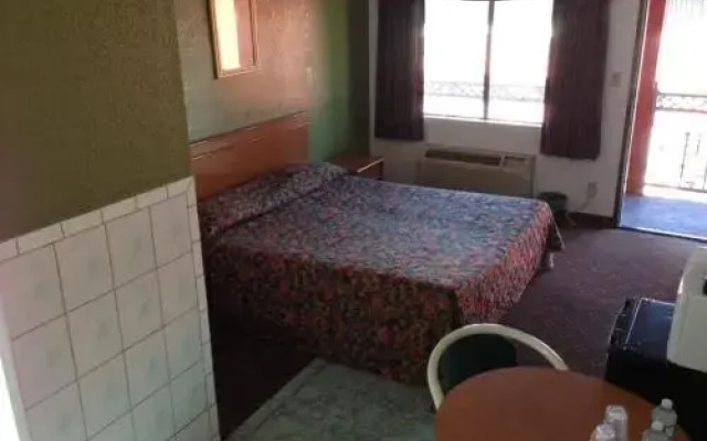 Royal Inn Motel