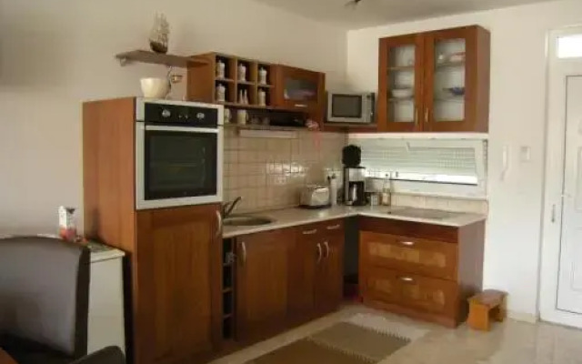 Noémi Wellness Apartman