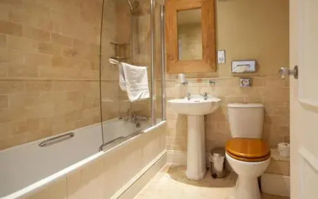 Innkeeper's Lodge Wilmslow, Alderley Edge