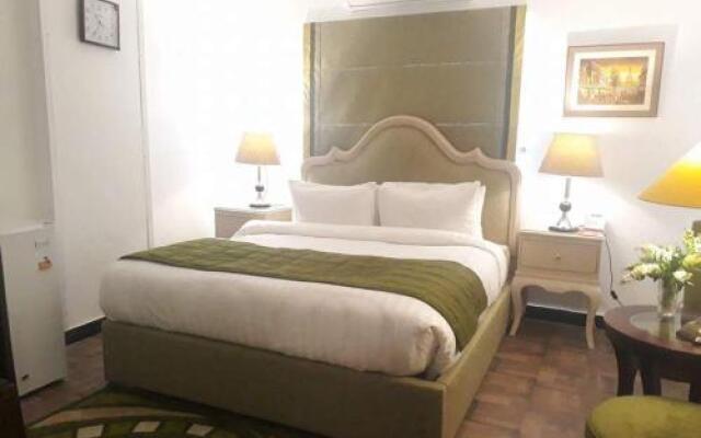 Maisonette Hotel & Resort - Lahore