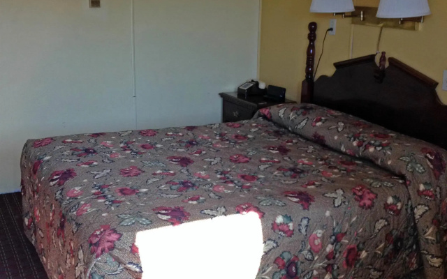 Country Hearth Inn Sturgis