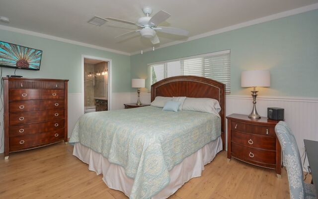 4700Sax - Delightful Pool Home