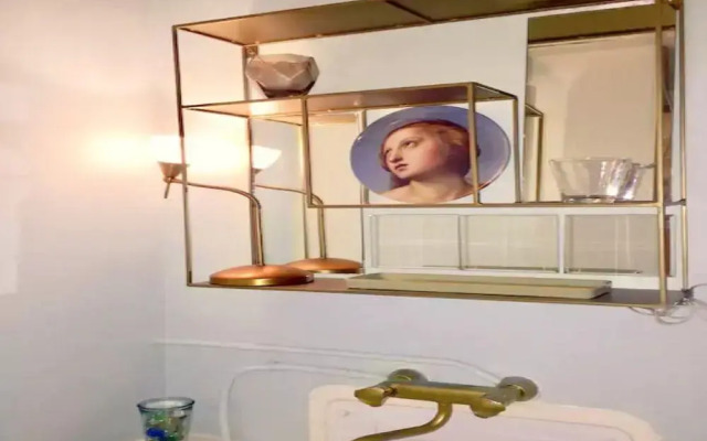 Boutique studio with amazing location