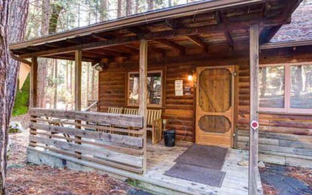 Creekside Cabin