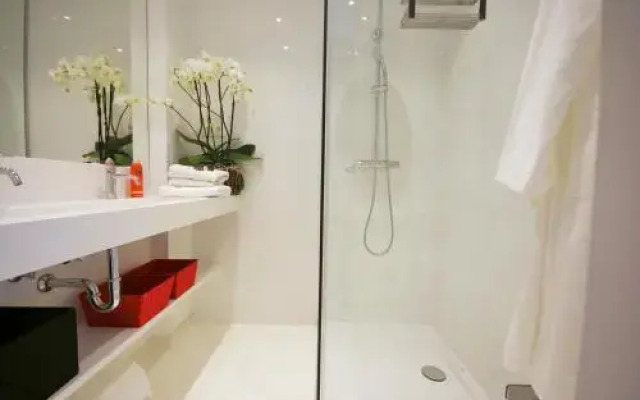 Luxe Apartment Filine