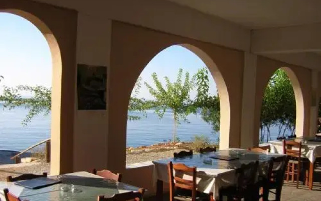 Ilingas Hotel