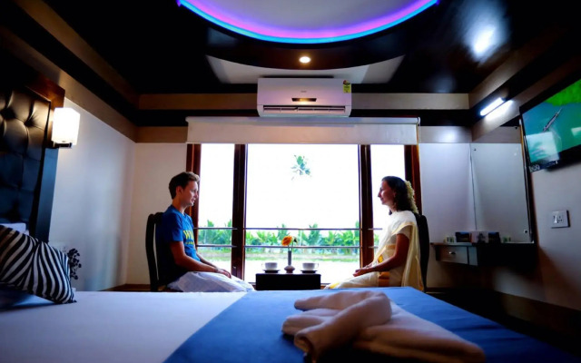 Indiavacationz Houseboats