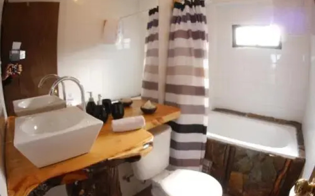 Wave Pichilemu Lodge