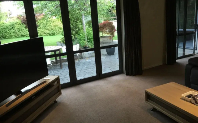 Remarkable Views in Modern Setting