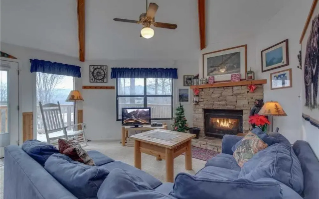 Bearadise 2 - Two Bedroom Cabin