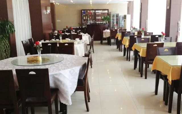Jiugong Hotel