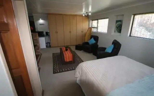 Kloofside Guesthouse