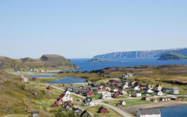 Kongsfjord Holiday Home