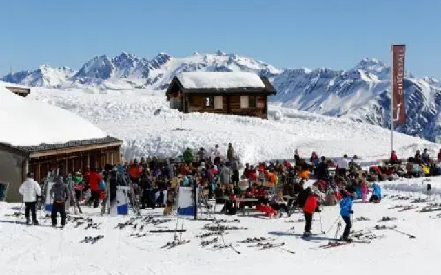 Chalet @2200m Chüestall Hüttli