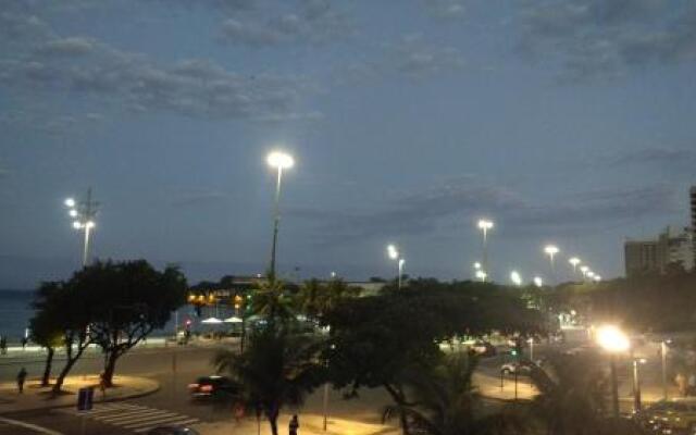 Apartamento frontal à Praia de Copacabana