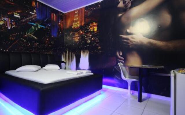 Motel CQ Sabe (Adult Only)