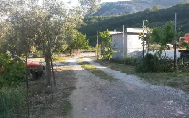 Guest House Pod Lozom