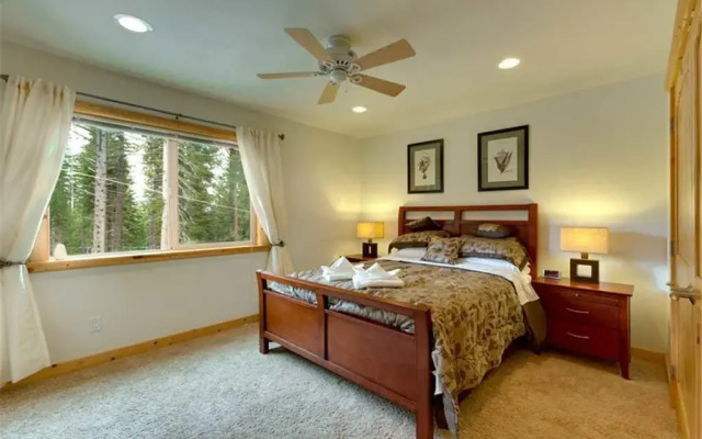 Lodgepole Pine Chalet by RedAwning