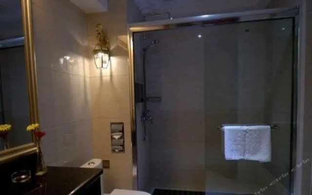 Hezhou Joy City Hotel