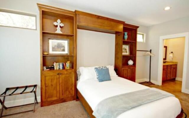 Casa De Suena by RedAwning