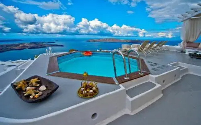 Thea Apartments