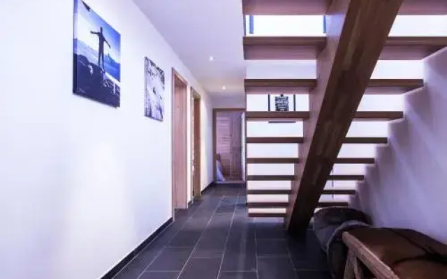 Swiss Alps Village Sarl