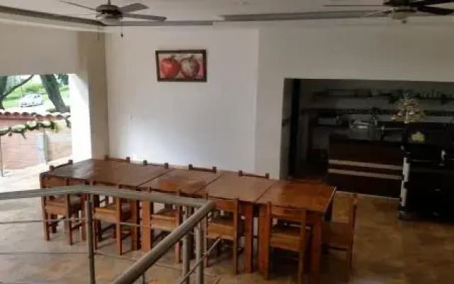 Hotel Manantial M Lare