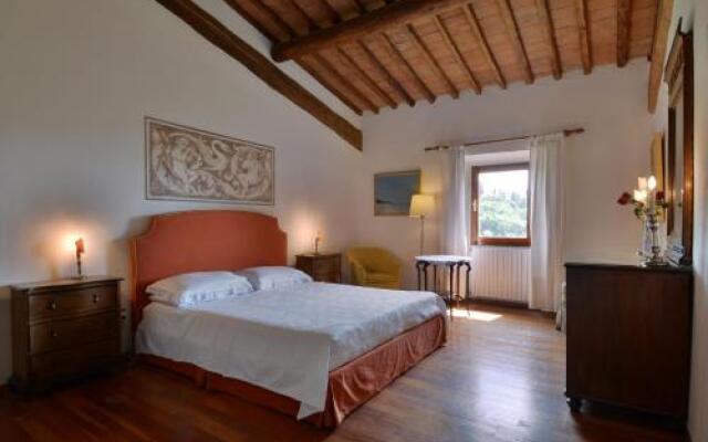 Fattoria il Leccio Fienile on Florence Hills